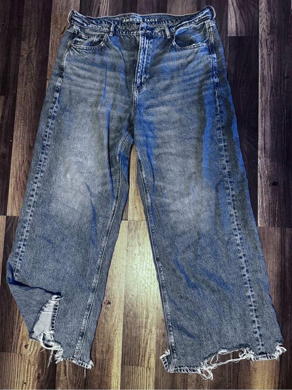 Women’s American Eagle Wide Leg High Rise Jean